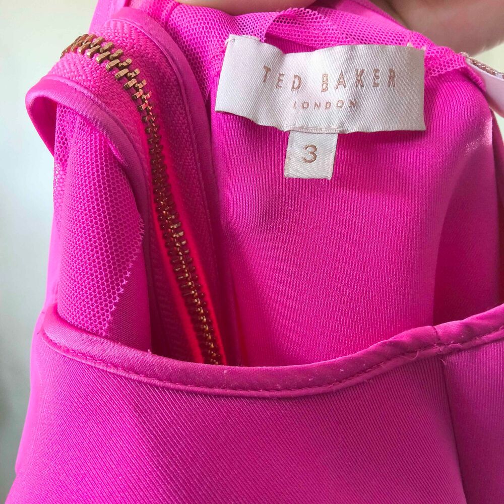Ted Baker London Clowva Scalloped Mesh Bodycon Sheath Dress Pink Sz 3 US 8 - Picture 4 of 6